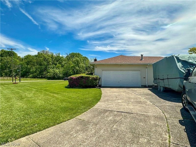 2308 Bears Den Road, Youngstown, OH 44511 Photo 48