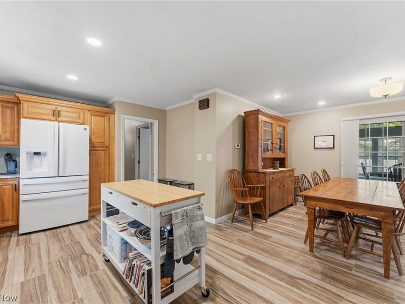 5923 Mills Creek Lane, North Ridgeville, OH 44039 Photo 12