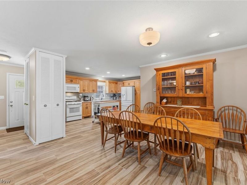 5923 Mills Creek Lane, North Ridgeville, OH 44039 Photo 13