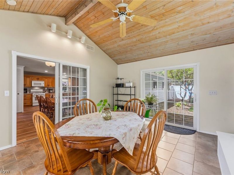 5923 Mills Creek Lane, North Ridgeville, OH 44039 Photo 17