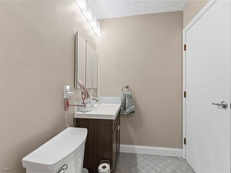 5923 Mills Creek Lane, North Ridgeville, OH 44039 Photo 26