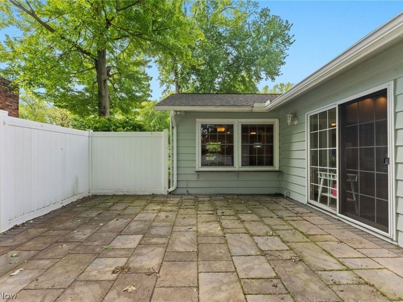 5923 Mills Creek Lane, North Ridgeville, OH 44039 Photo 34