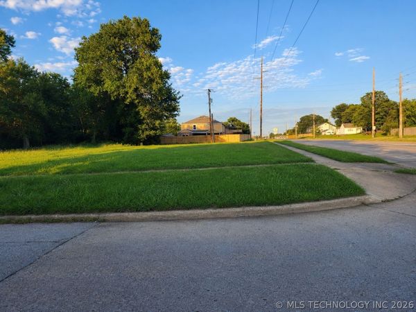 1507 N Denver Avenue, Tulsa, OK 74106