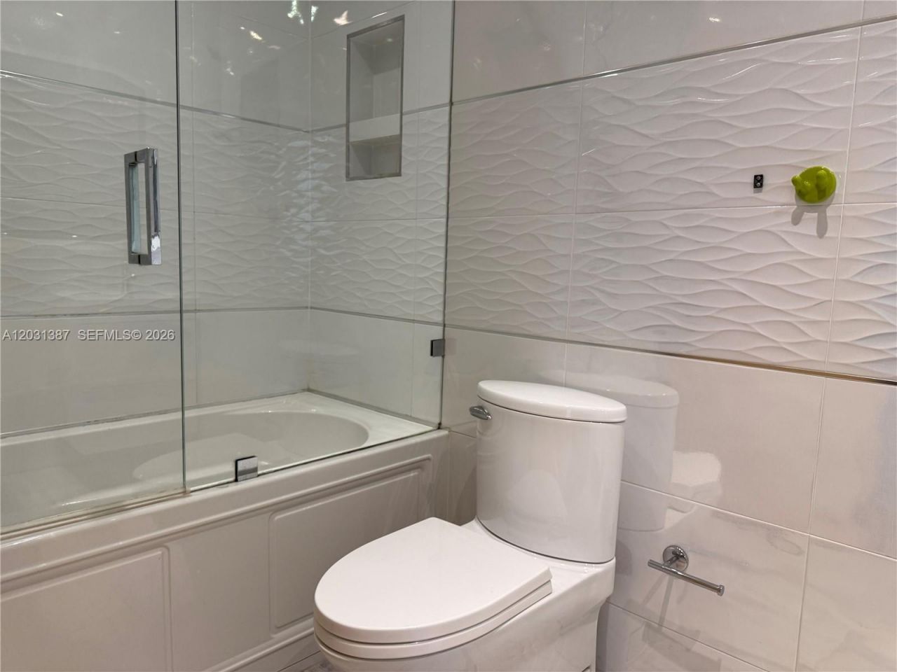 19220 NE 25th Ave , Unit 272B, Miami, FL 33180 Photo