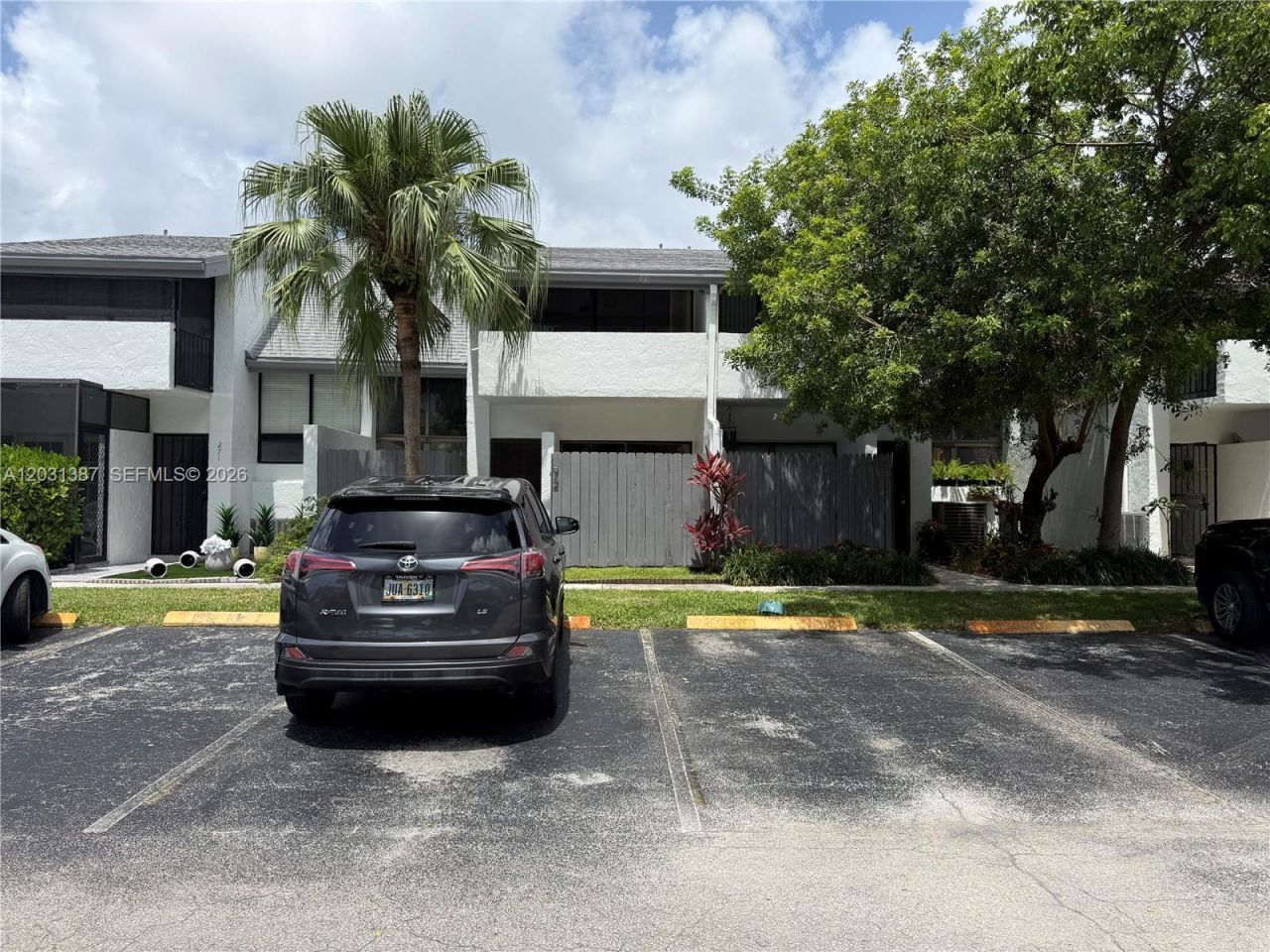 19220 NE 25th Ave , Unit 272B, Miami, FL 33180 Photo