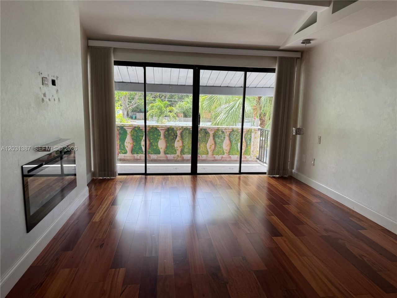 19220 NE 25th Ave , Unit 272B, Miami, FL 33180 Photo