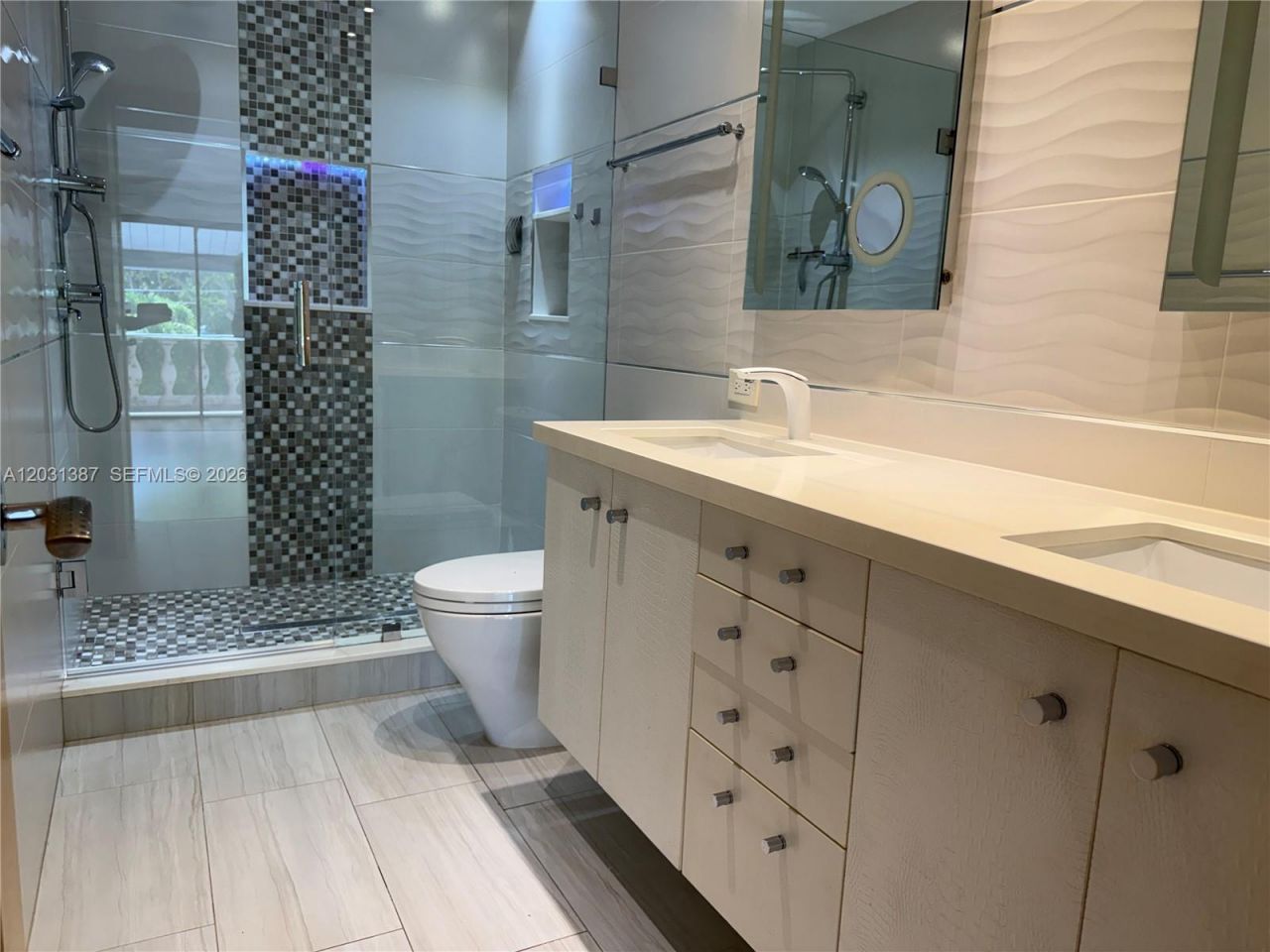 19220 NE 25th Ave , Unit 272B, Miami, FL 33180 Photo