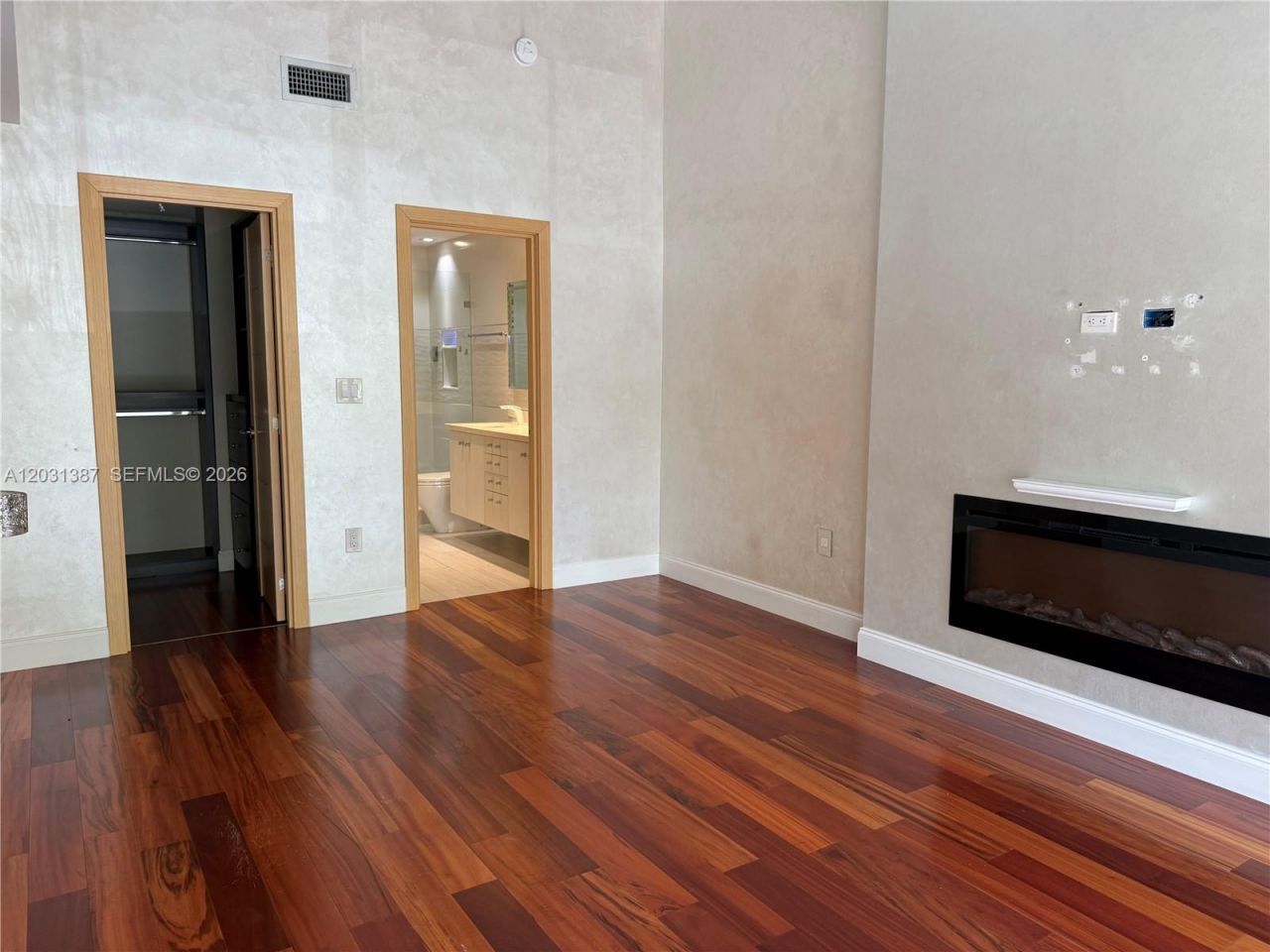 19220 NE 25th Ave , Unit 272B, Miami, FL 33180 Photo