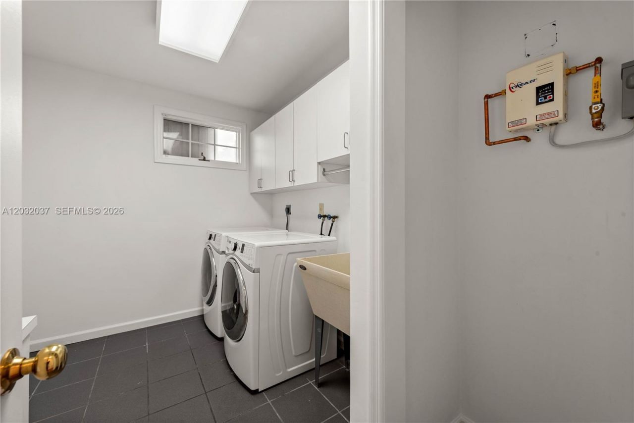 440 SW 29th Rd , Miami, FL 33129 Photo