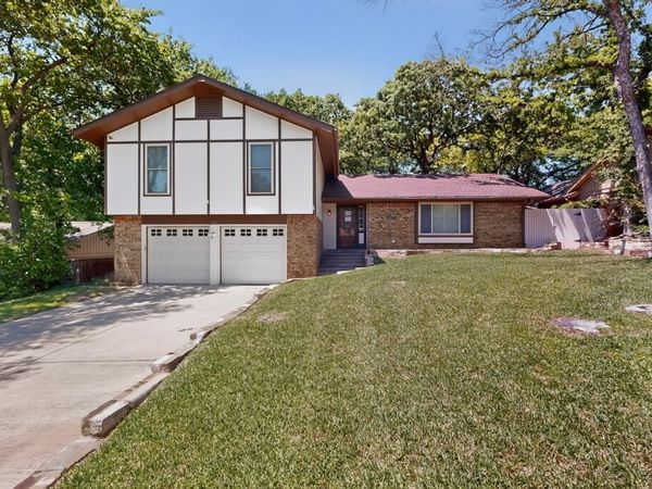 3411 Sheffield Drive, Arlington, TX 76013
