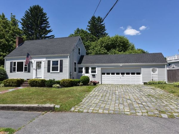 123 Richland Road, Norwood, MA 02062