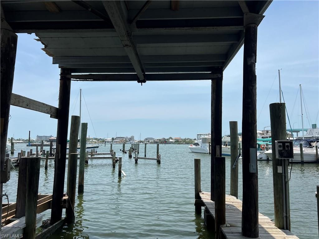 1120 Main St , Fort Myers Beach, FL 33931 Photo