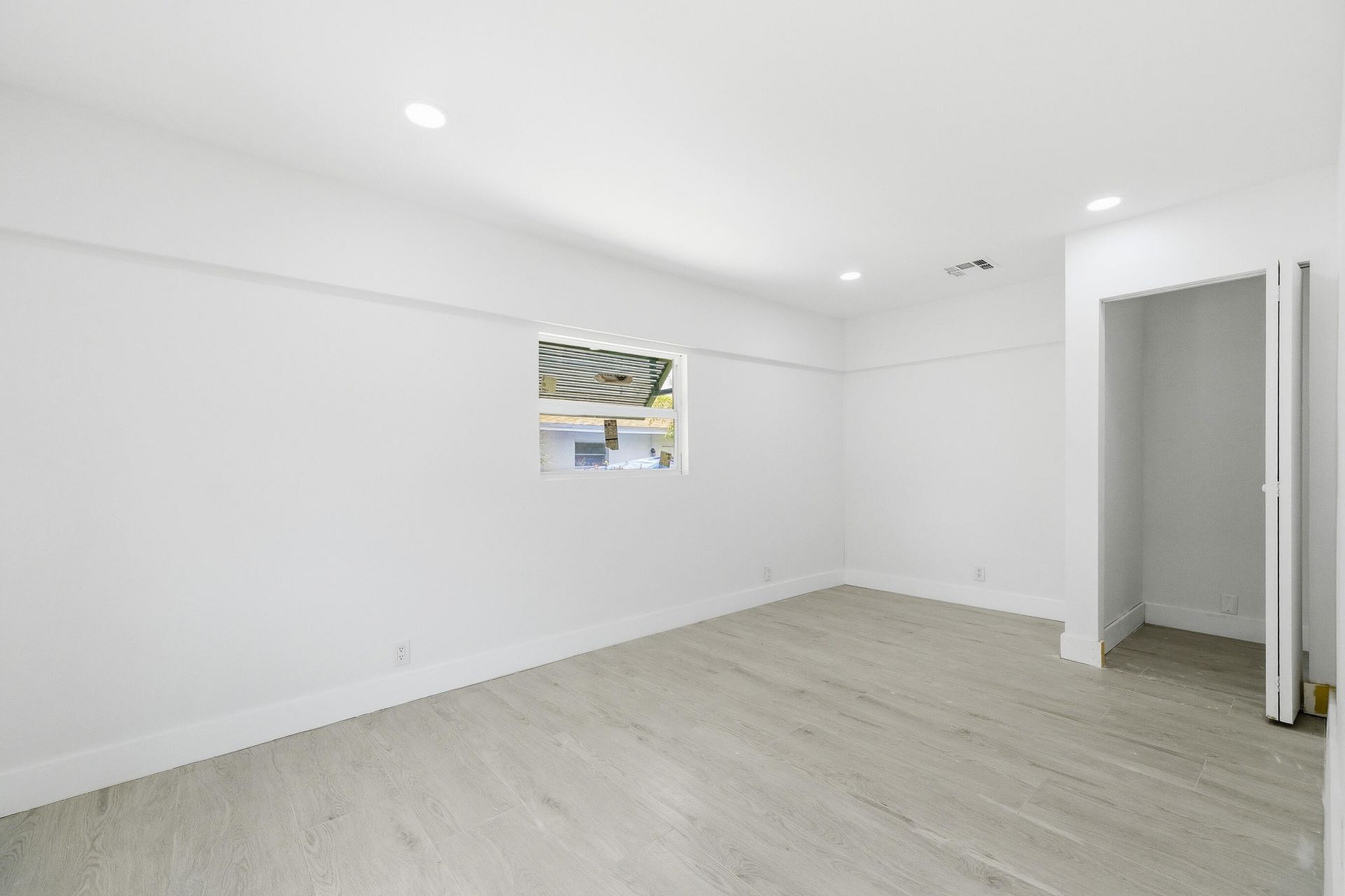 216 NE 23rd Avenue, Pompano Beach, FL 33062 Photo