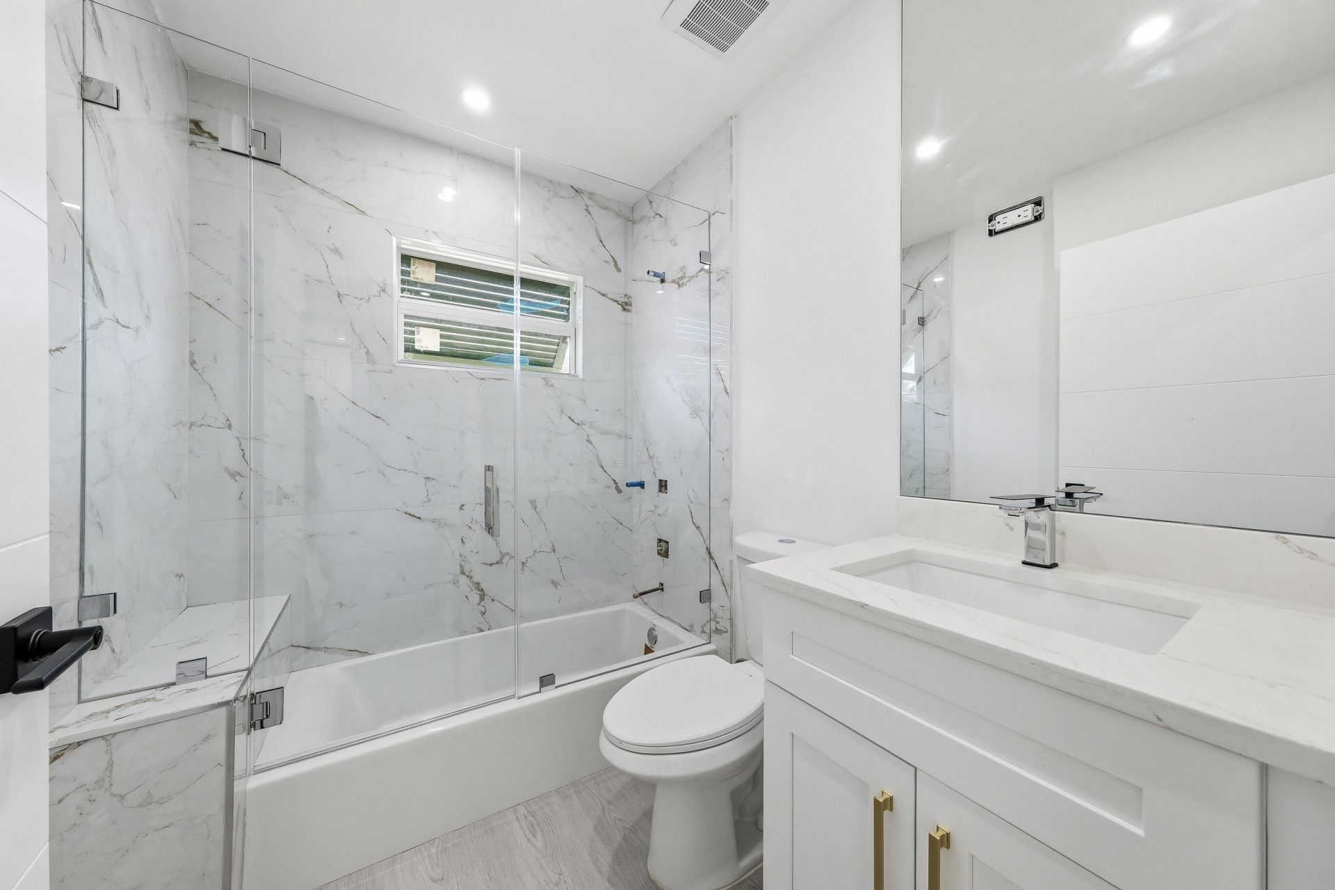 216 NE 23rd Avenue, Pompano Beach, FL 33062 Photo