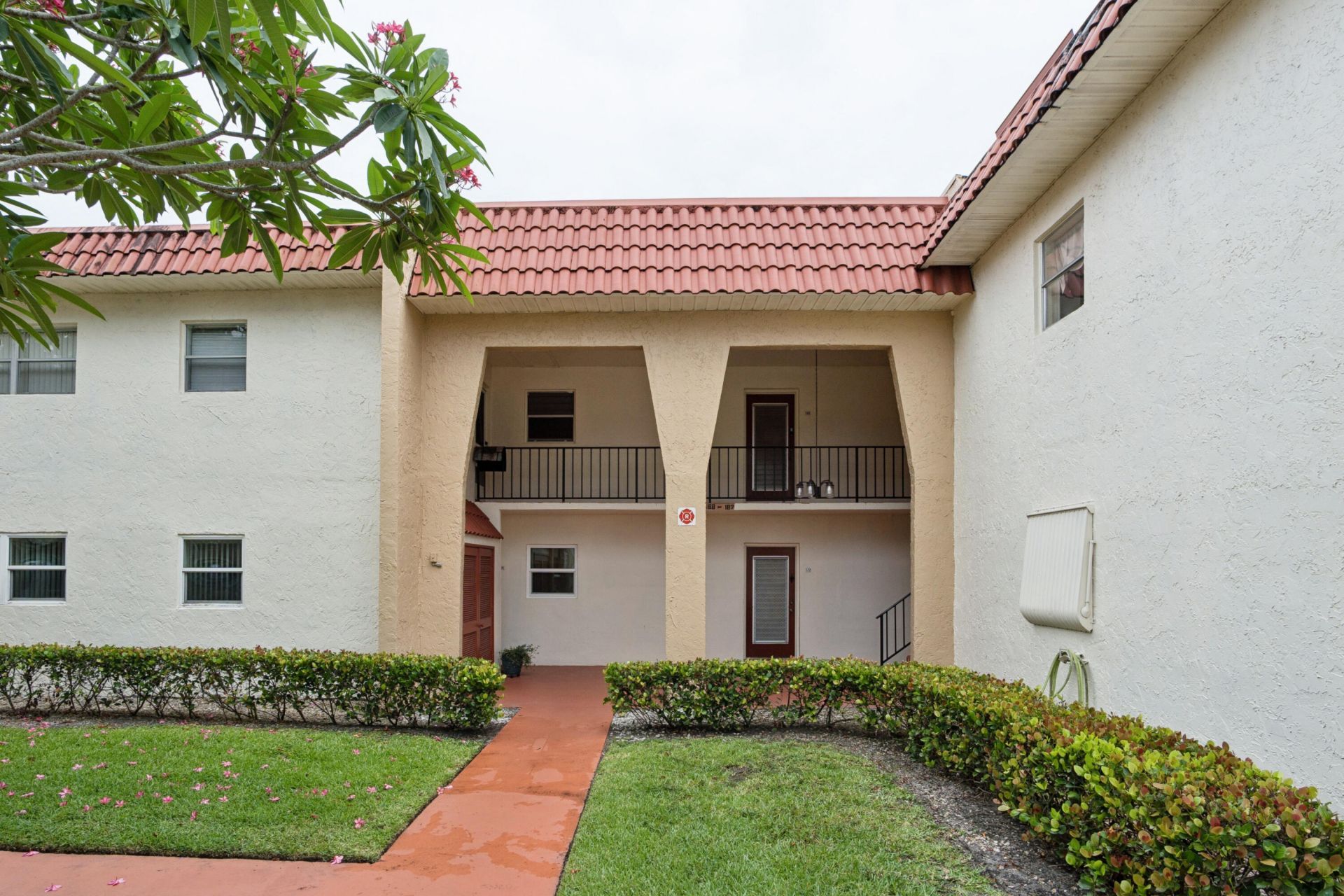 180 Lake Frances Drive, West Palm Beach, FL 33411 Photo