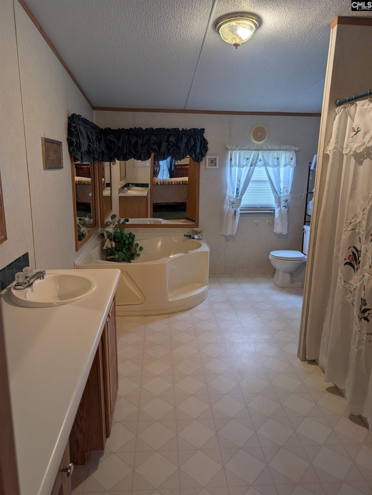 113 Hass Lucas Road  Photo 33