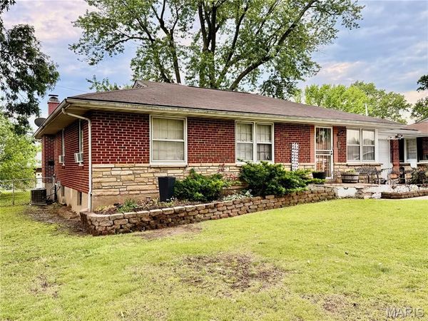 1244 Forest Home Drive , Bellefontaine Nghbrs, MO 63137