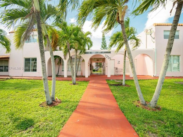1255 W 53rd St , Unit 306, Hialeah, FL 33012