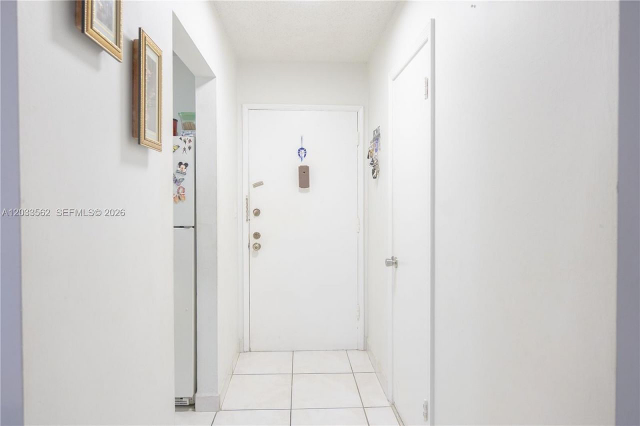 1255 W 53rd St , Unit 306, Hialeah, FL 33012 Photo