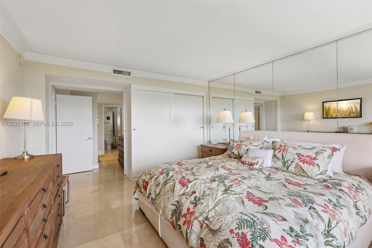 155 Ocean Lane Dr, Unit 614, Key Biscayne, FL 33149 Photo