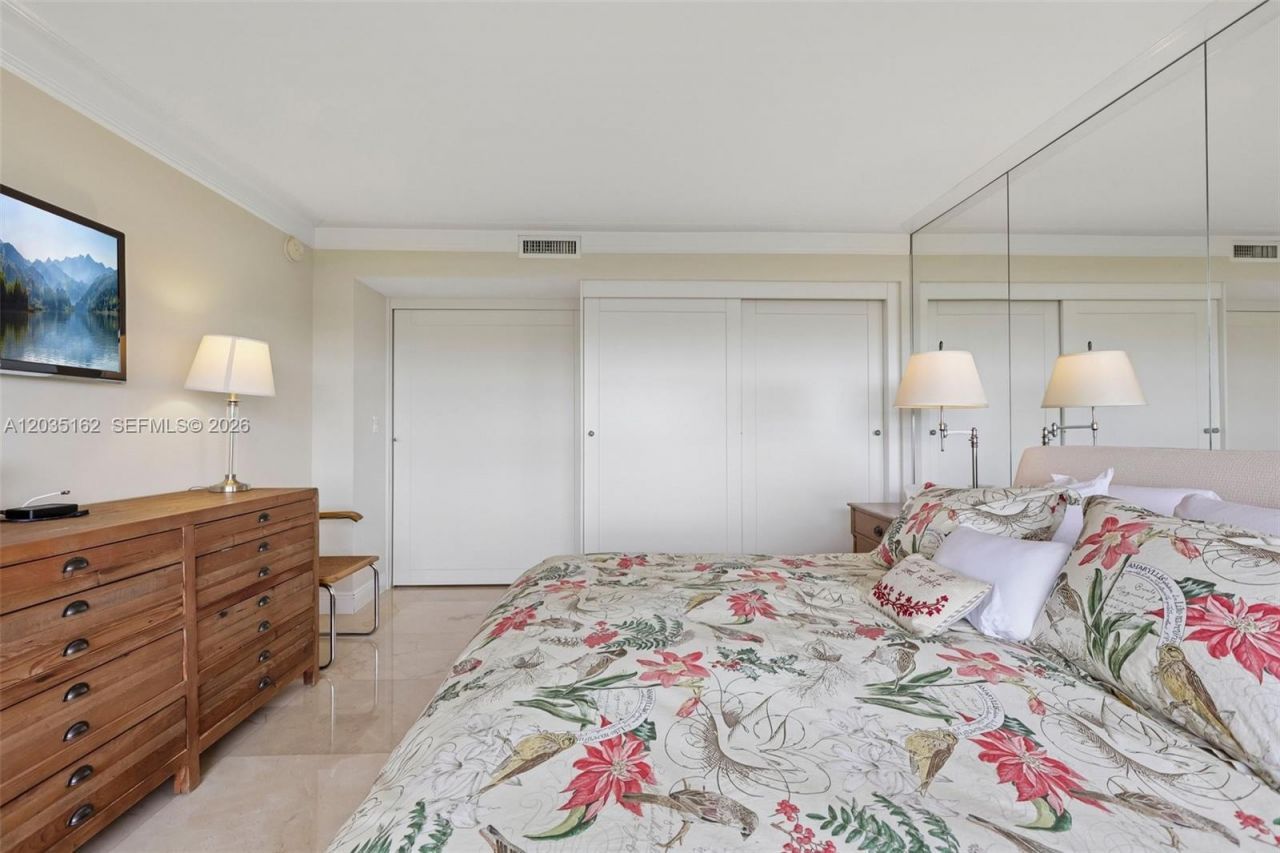 155 Ocean Lane Dr, Unit 614, Key Biscayne, FL 33149 Photo