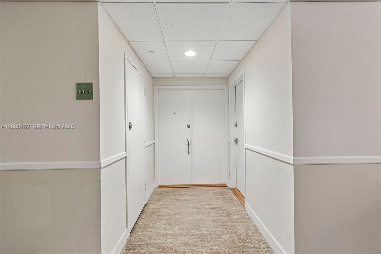 155 Ocean Lane Dr, Unit 614, Key Biscayne, FL 33149 Photo