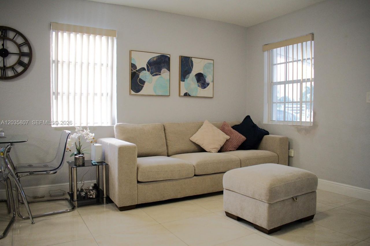 3520 NW 99th St , Miami, FL 33147 Photo