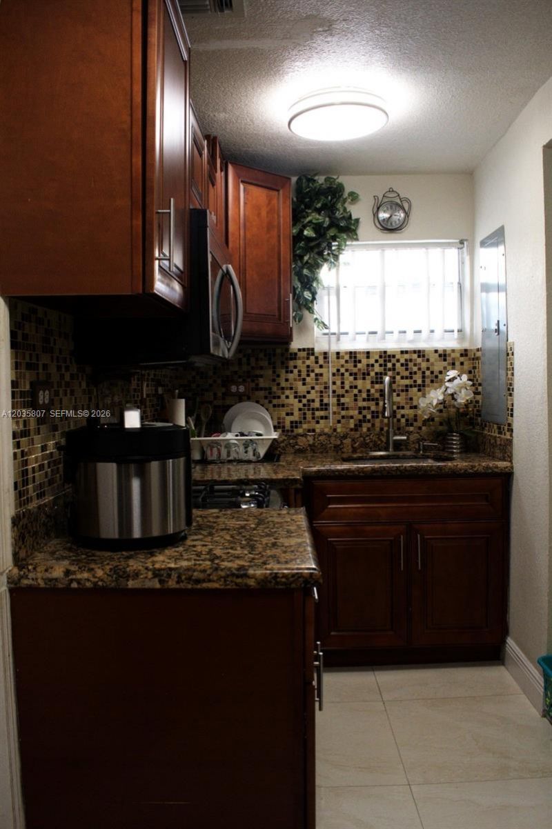 3520 NW 99th St , Miami, FL 33147 Photo