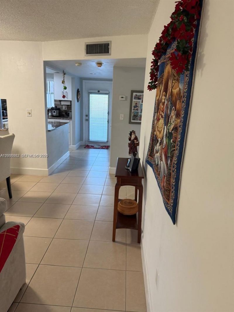 2900 N Pine Island Rd , Unit 209, Sunrise, FL 33322 Photo