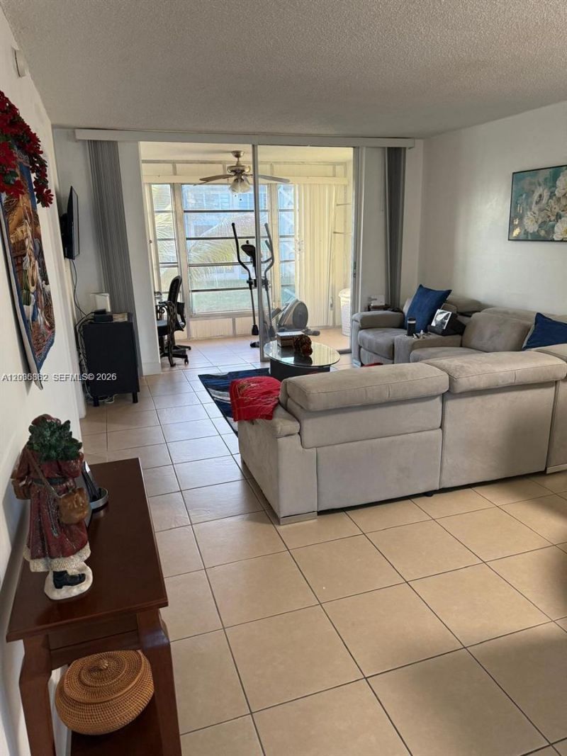 2900 N Pine Island Rd , Unit 209, Sunrise, FL 33322 Photo