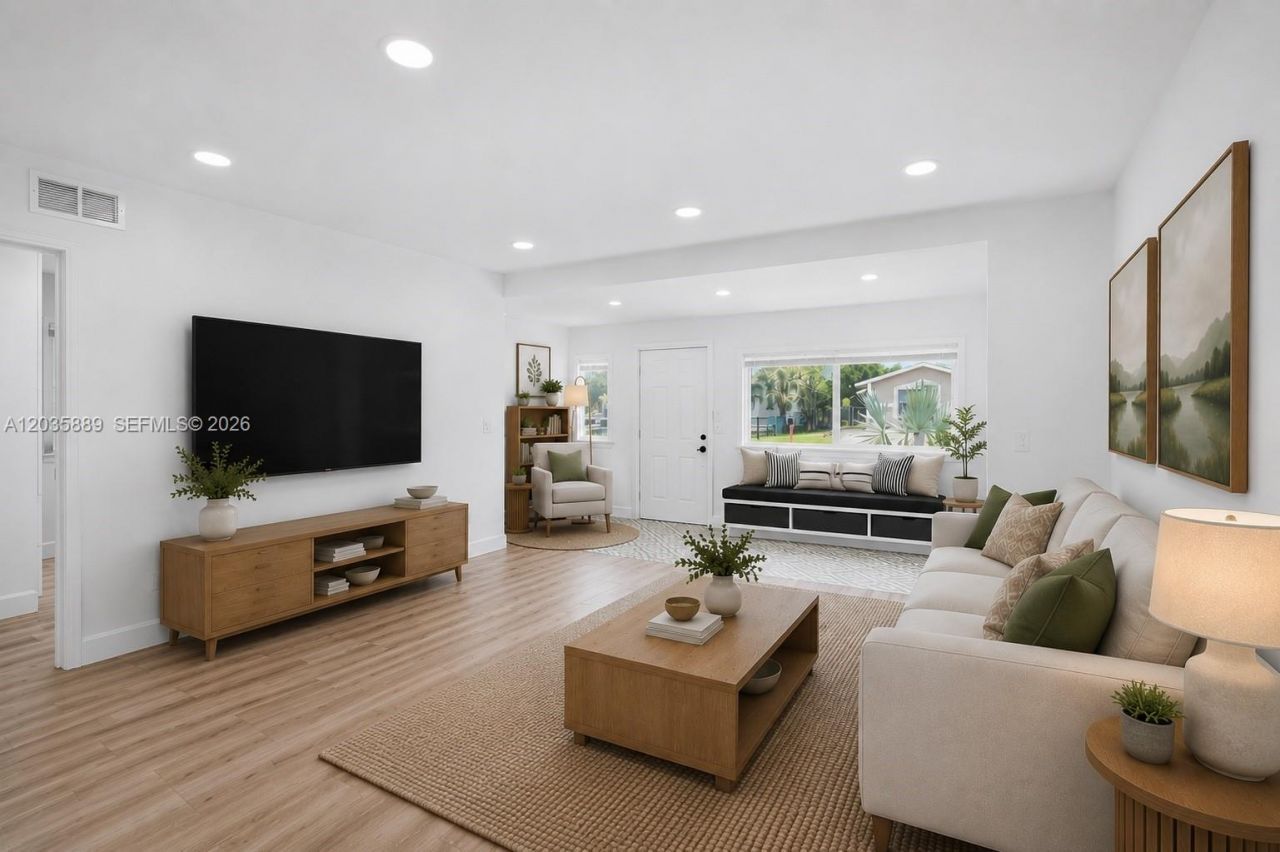 335 NE 12th Ave , Boynton Beach, FL 33435 Photo