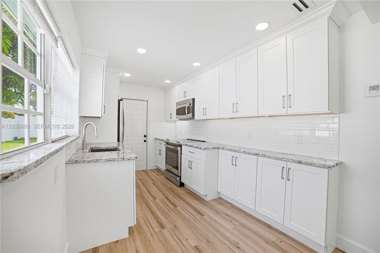 335 NE 12th Ave , Boynton Beach, FL 33435 Photo