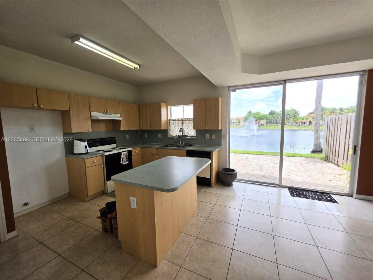 11437 NW 62nd Ter , Unit 232, Doral, FL 33178 Photo
