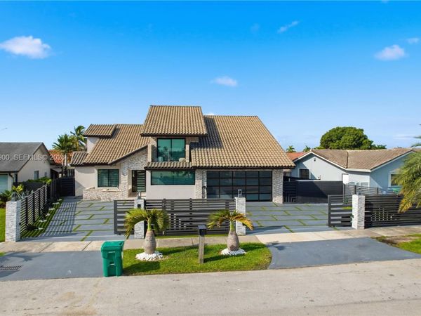 13330 SW 5th St , Miami, FL 33184