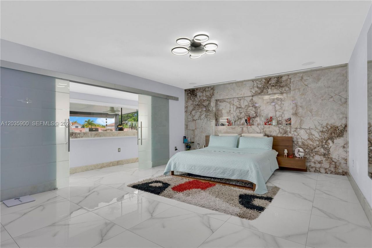 13330 SW 5th St , Miami, FL 33184 Photo