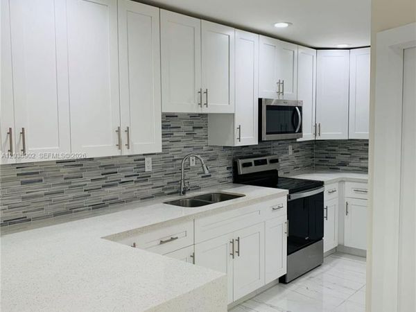 17010 NW 53rd Ave , Miami Gardens, FL 33055