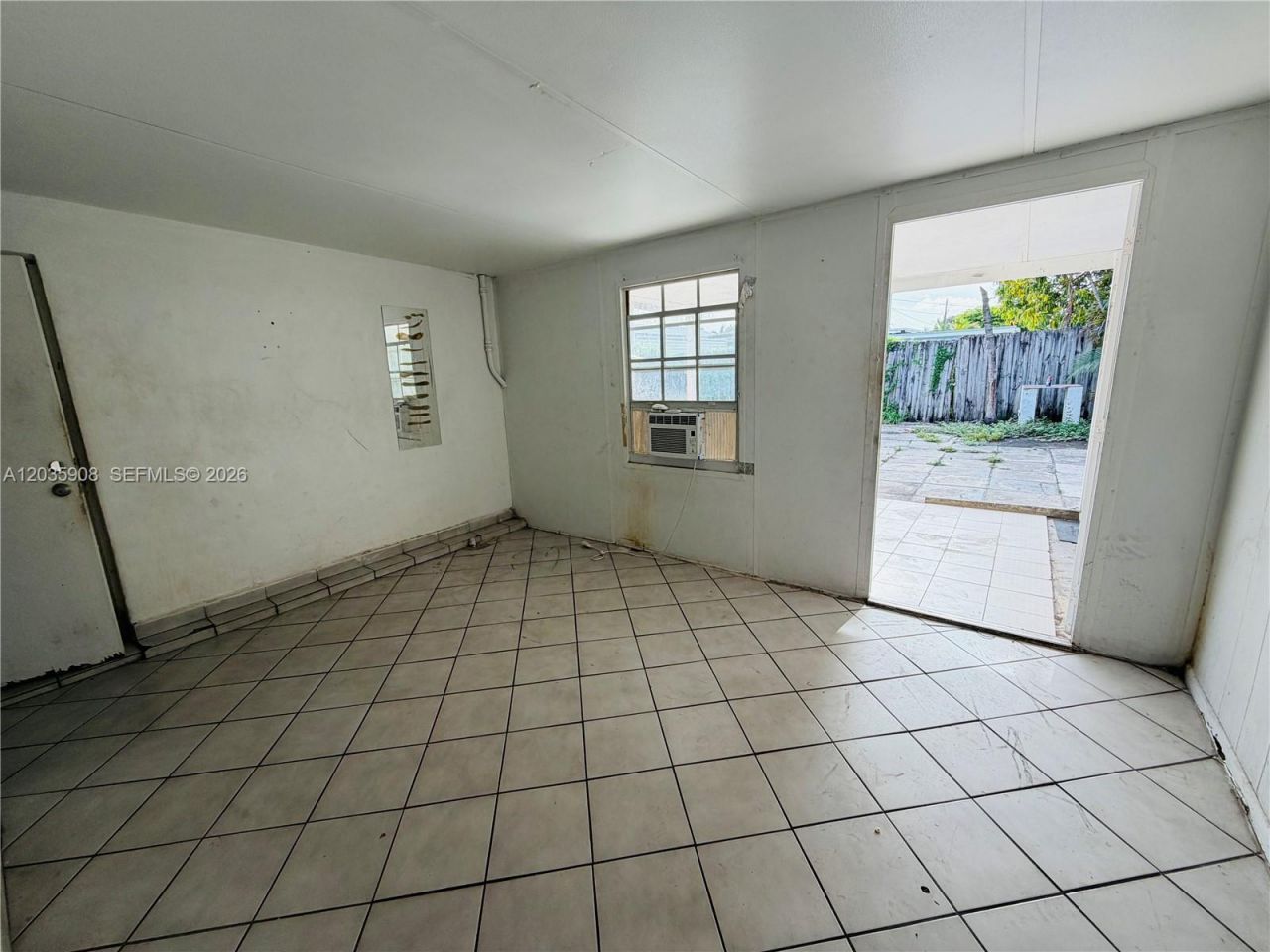 1550 E 10th Ave, Hialeah, FL 33010 Photo