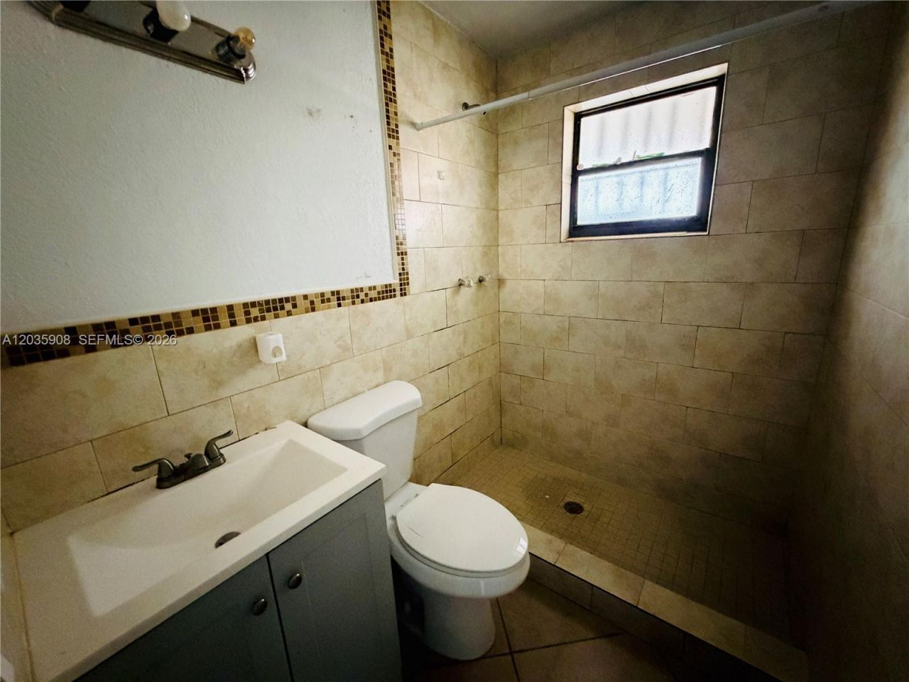 1550 E 10th Ave, Hialeah, FL 33010 Photo