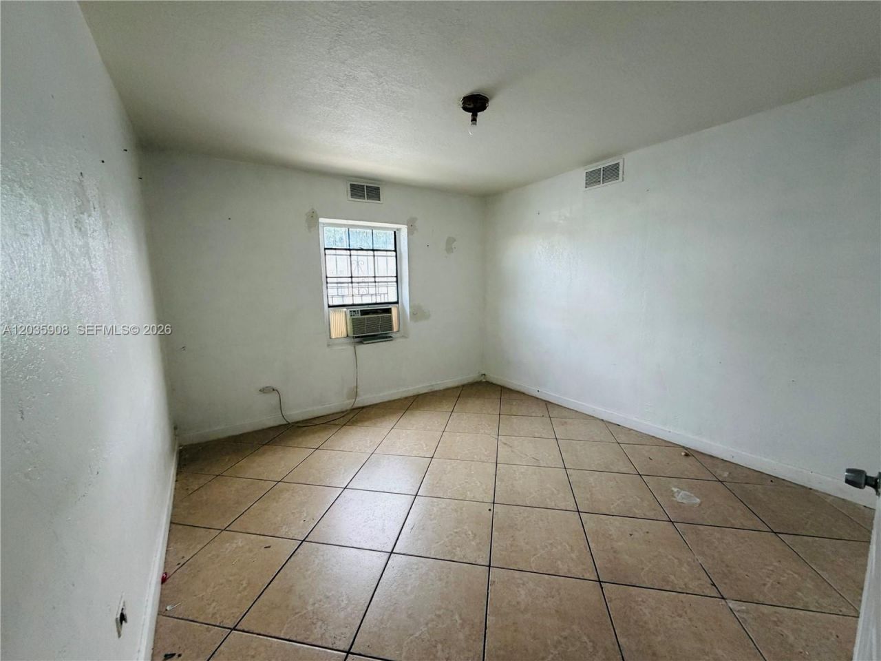 1550 E 10th Ave, Hialeah, FL 33010 Photo