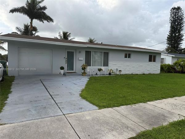 20401 NW 4th Ave , Miami Gardens, FL 33169