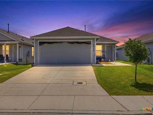 9220 James Bowie , Seguin, TX 78155