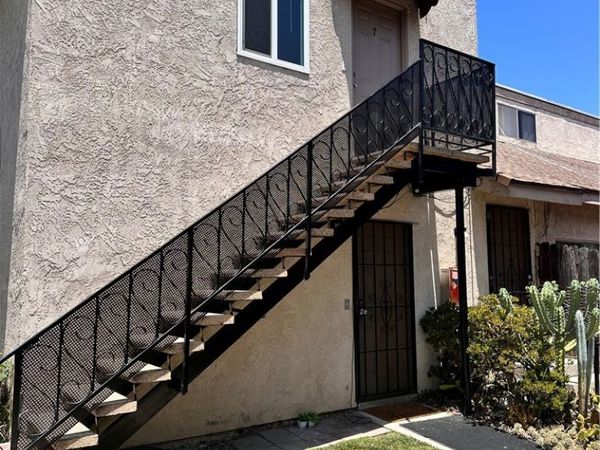2517 Florida, Unit 7, Huntington Beach, CA 92648