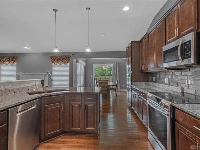 4049 Spicebush Drive, Tipp City, OH 45371 Photo 11