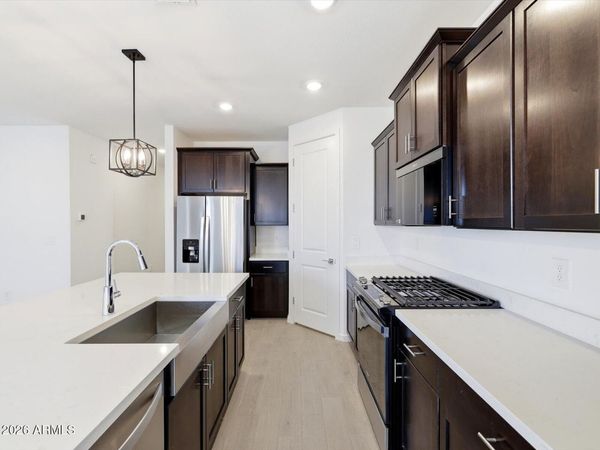 4430 W HUNTER Trail, San Tan Valley, AZ 85144