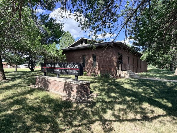  2000 N Kimball St, Mitchell, SD 57301