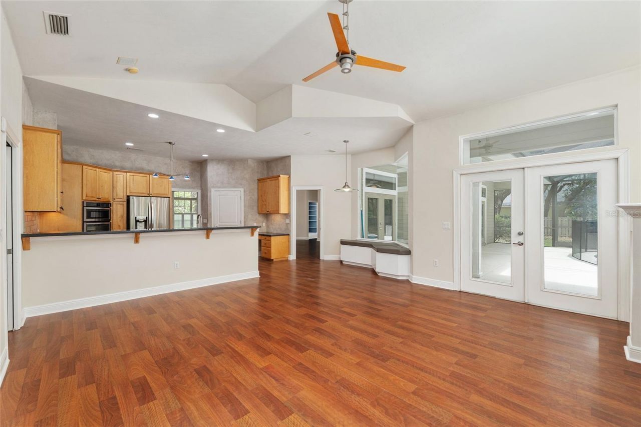 10511 SW 17th Place , Gainesville, FL 32607 Photo