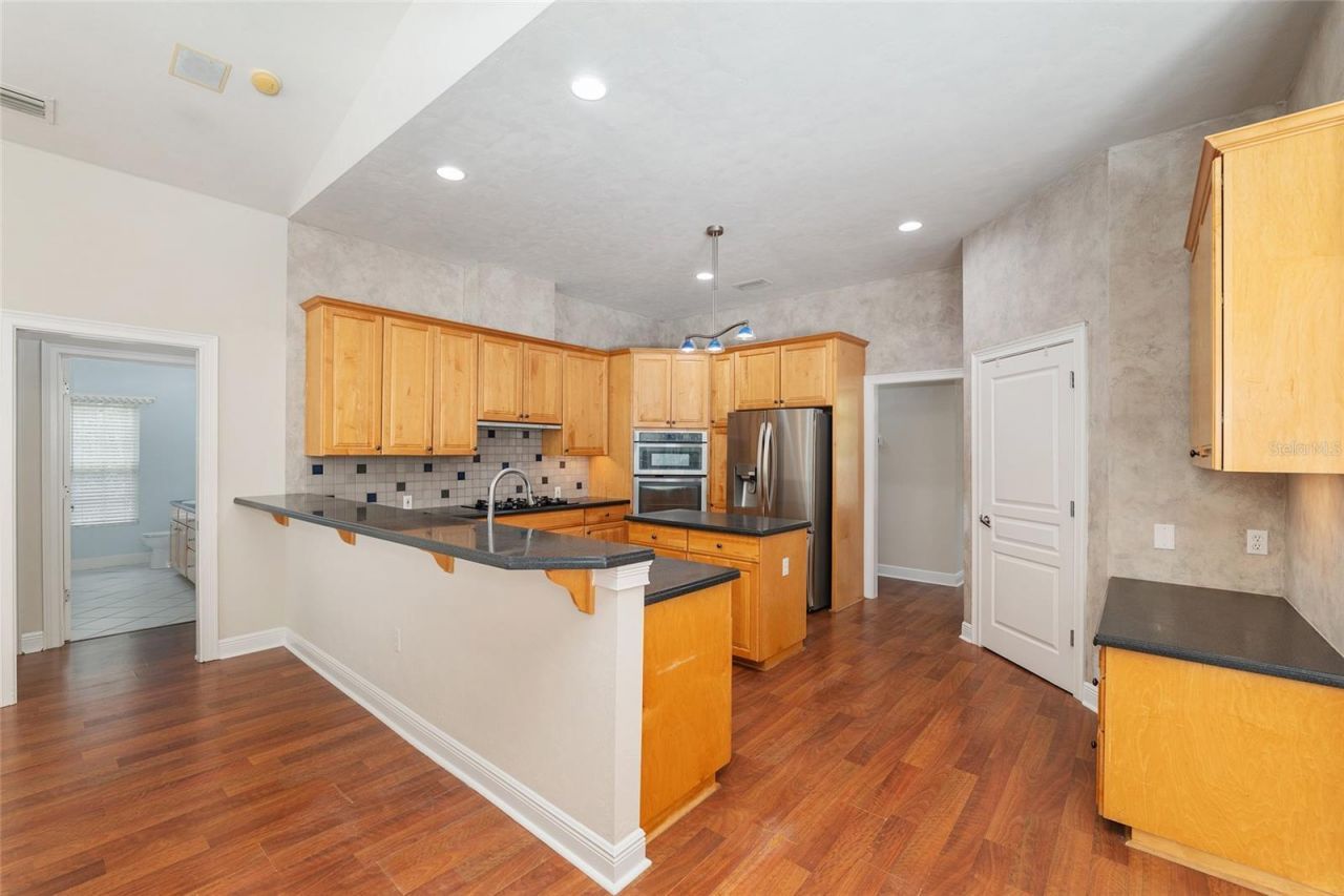 10511 SW 17th Place , Gainesville, FL 32607 Photo