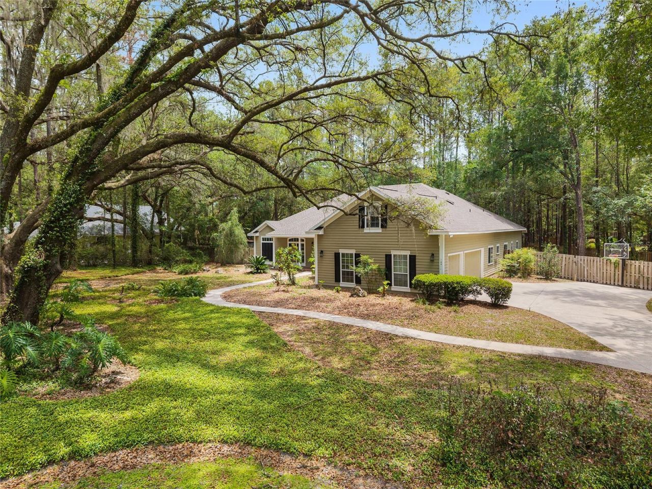 10511 SW 17th Place , Gainesville, FL 32607 Photo