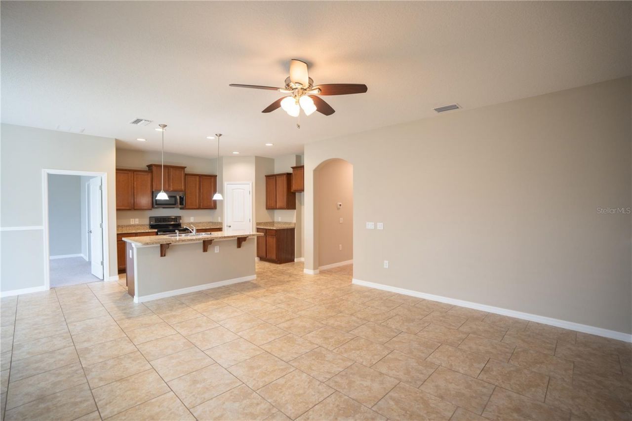 1860 Skyview Drive , Auburndale, FL 33823 Photo