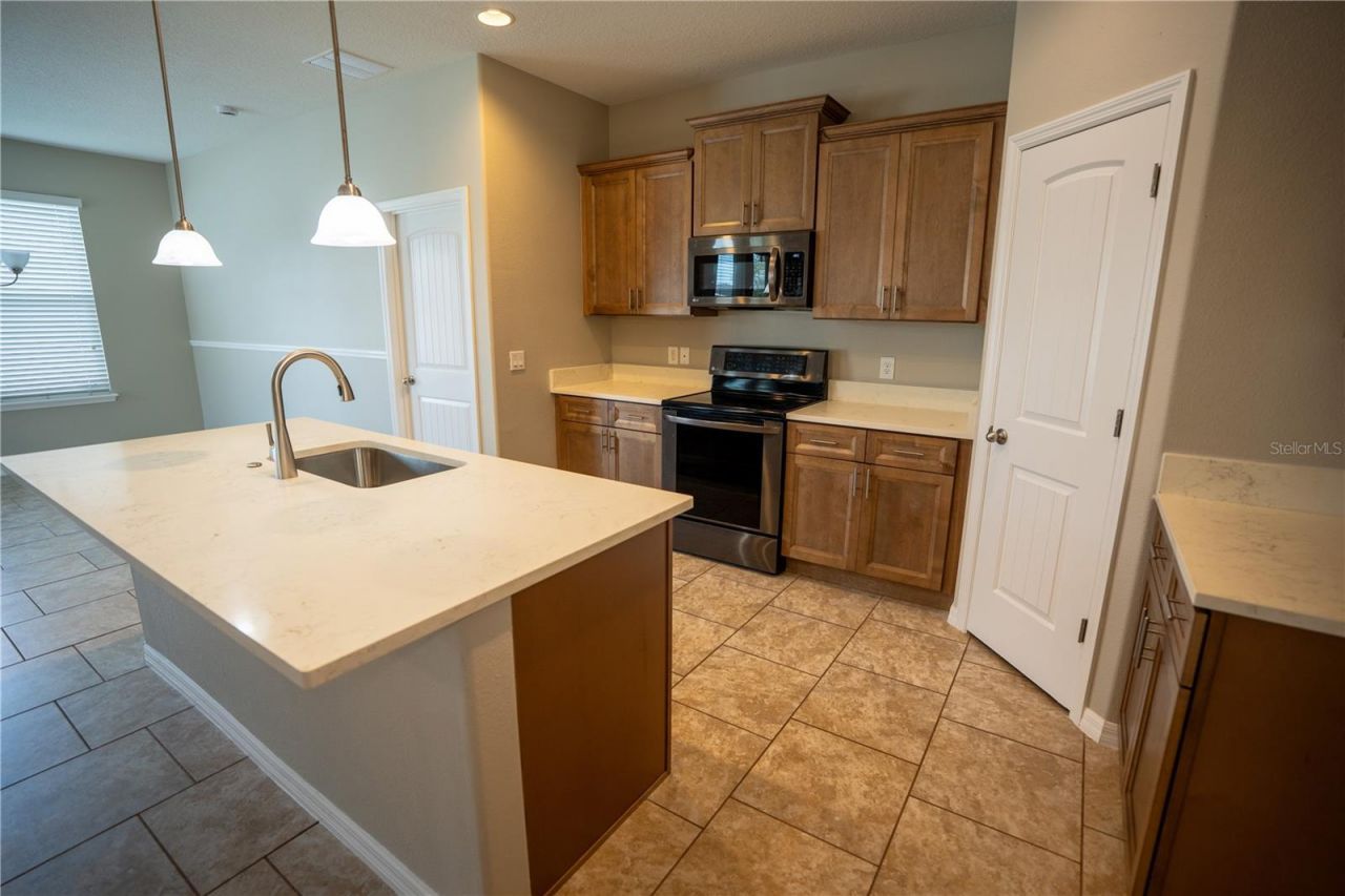 1860 Skyview Drive, Auburndale, FL 33823 Photo